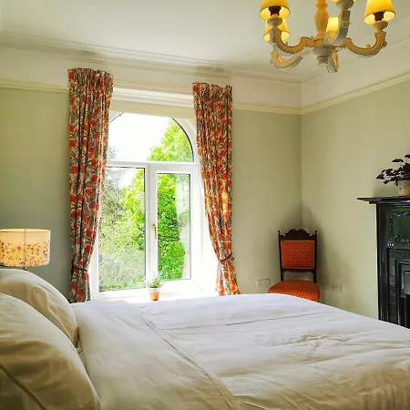 Kell House Bed & Breakfast