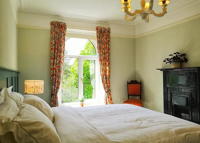 Kell House Bed & Breakfast