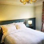 Bed & Breakfast Kell House 4*